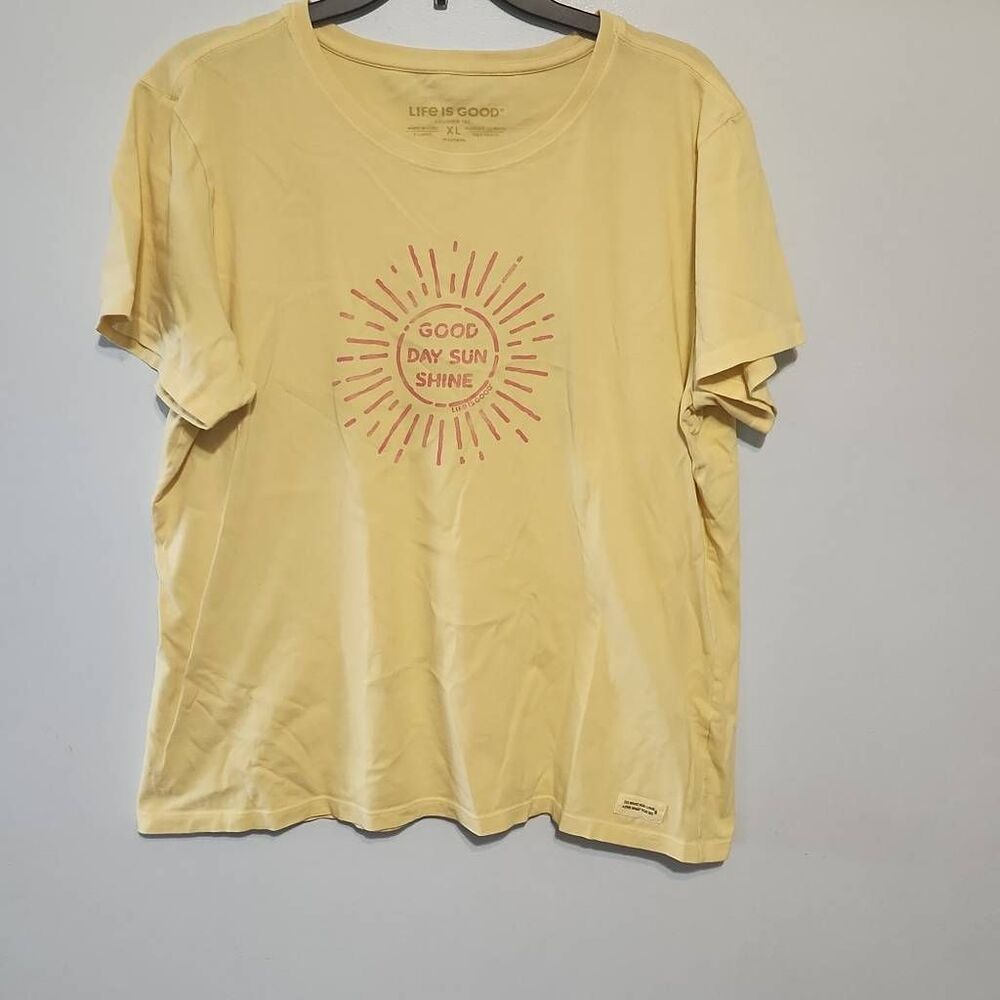 Life is Good size XL Good Day Sun Shine Graphic T-shirt Yellow